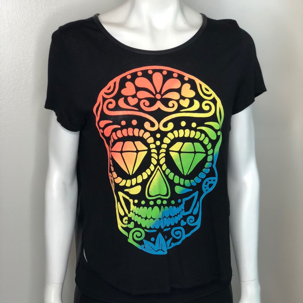 Decorative skull T shirt